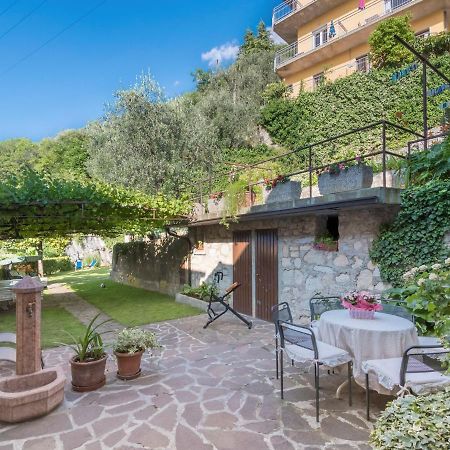Corte Faliva Brenzone sul Garda Esterno foto